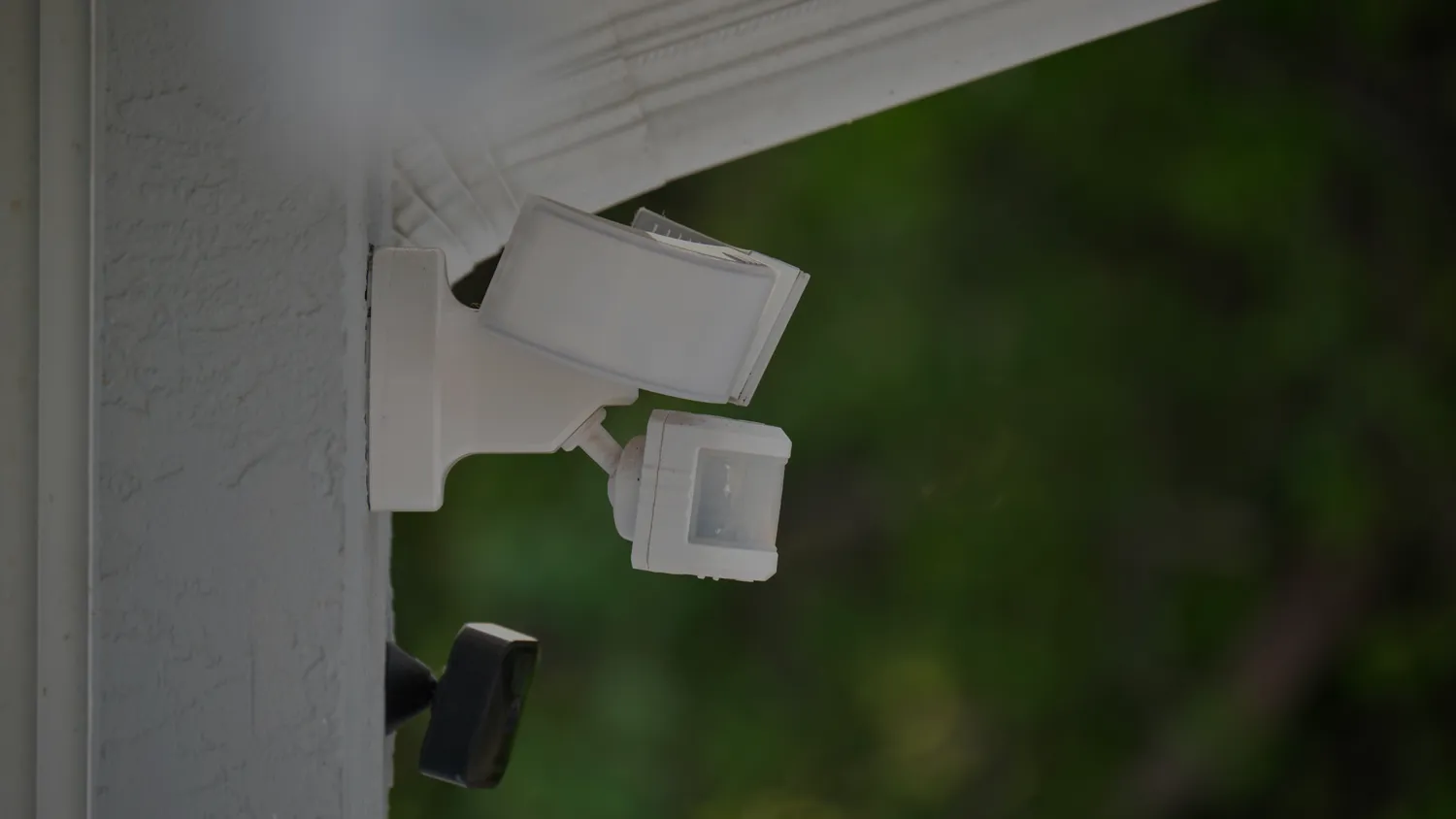 installateur domotique montsurs